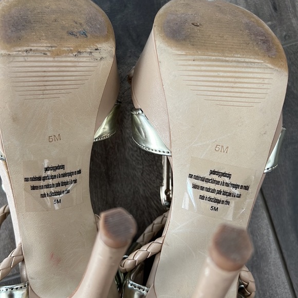 Guess nude gold heels - Picture 11 of 14